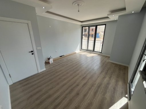 ÇAYIROVA ATATÜRK MAHALLESİN DE SATILIK 2+1 DAİRE