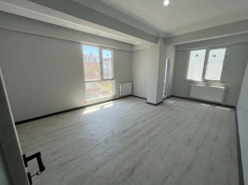 SULTANBEYLİ MİMARSİNAN DA SATILIK 3+1 DAİRE