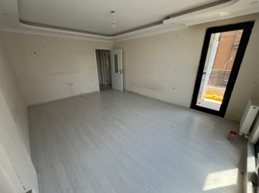 SULTANBEYLİ BATTALGAZİ DE SATILIK 2+1 ARAKAT DAİRE